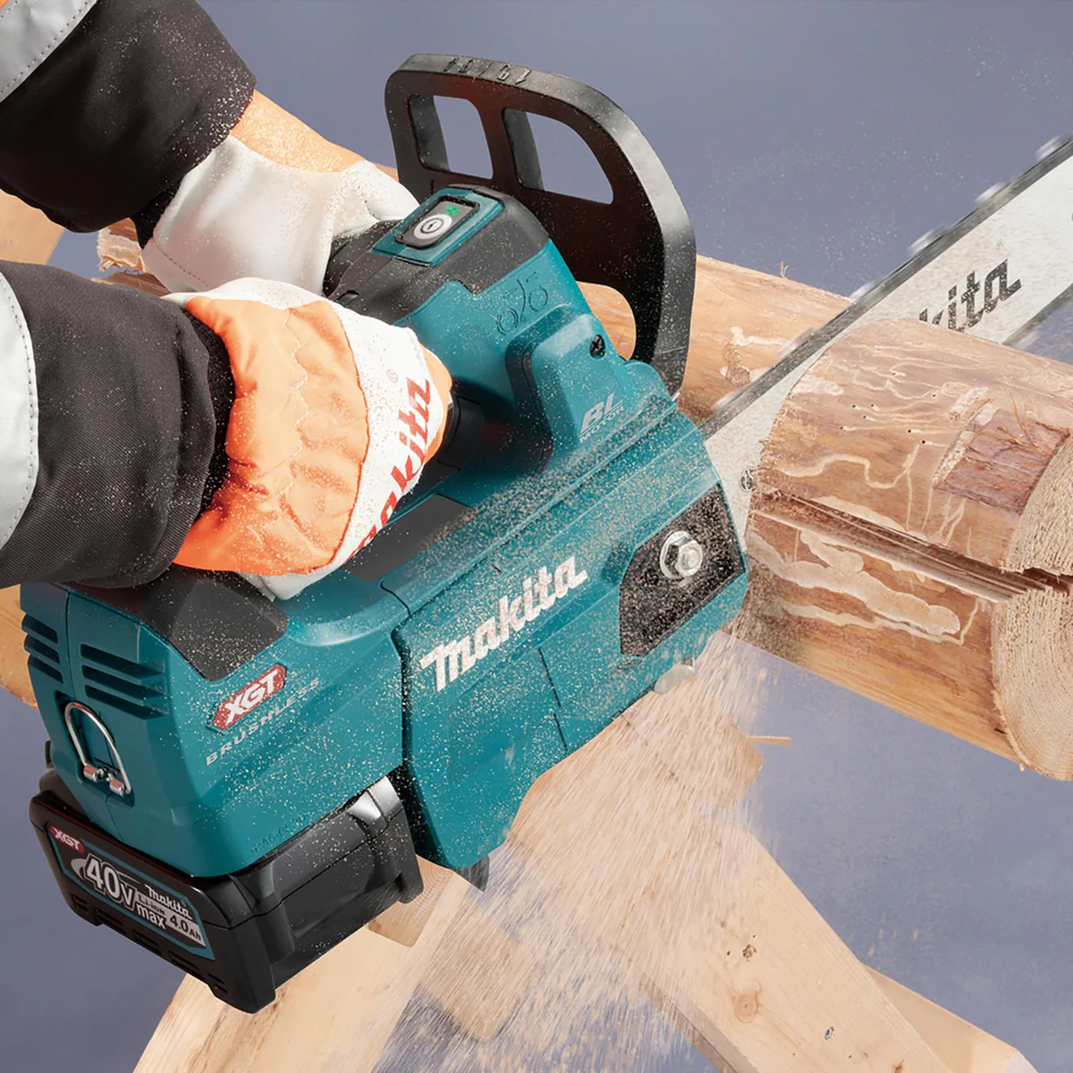 Makita Chainsaw Kit 30cm 12