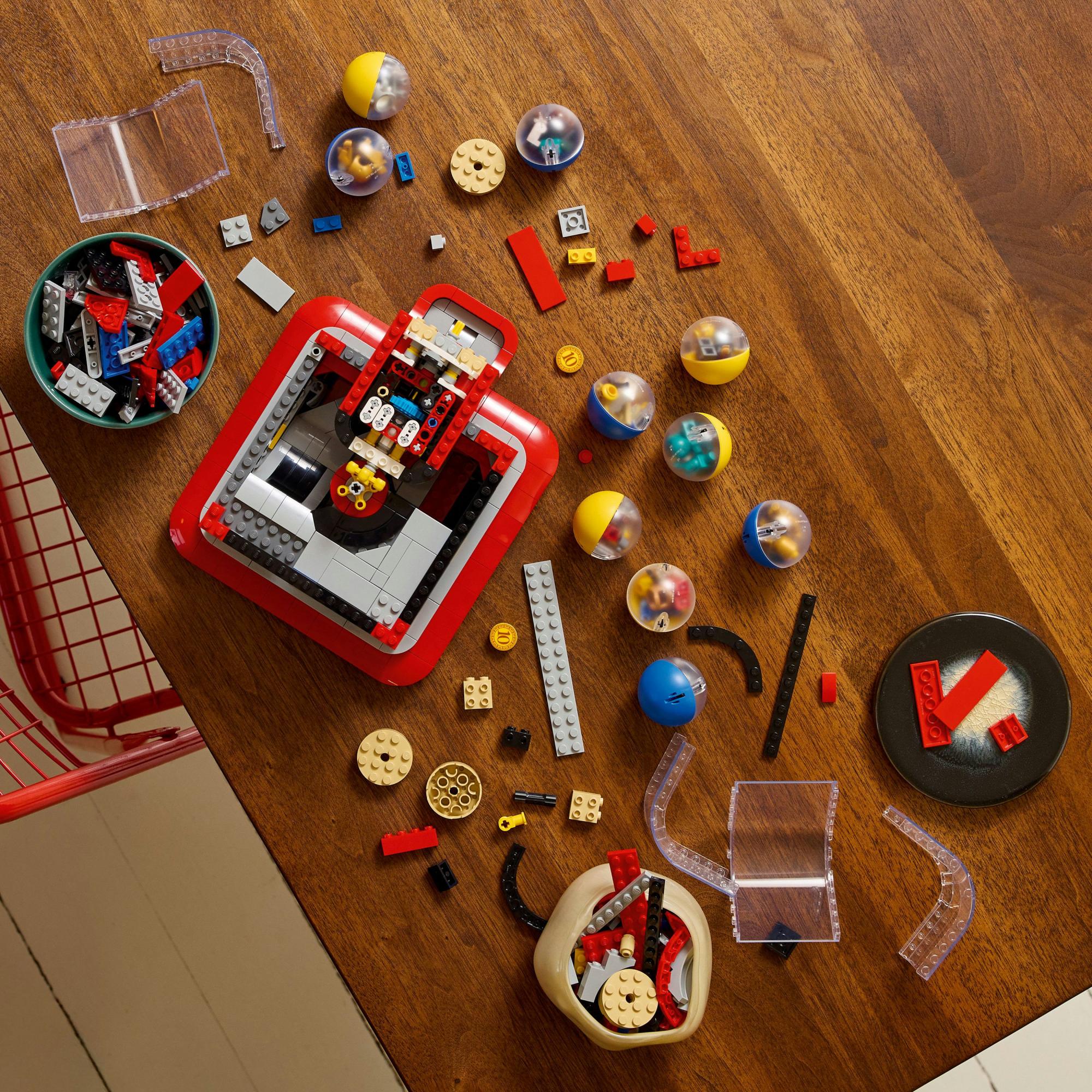 LEGO Ideas – Minifigure Vending Machine